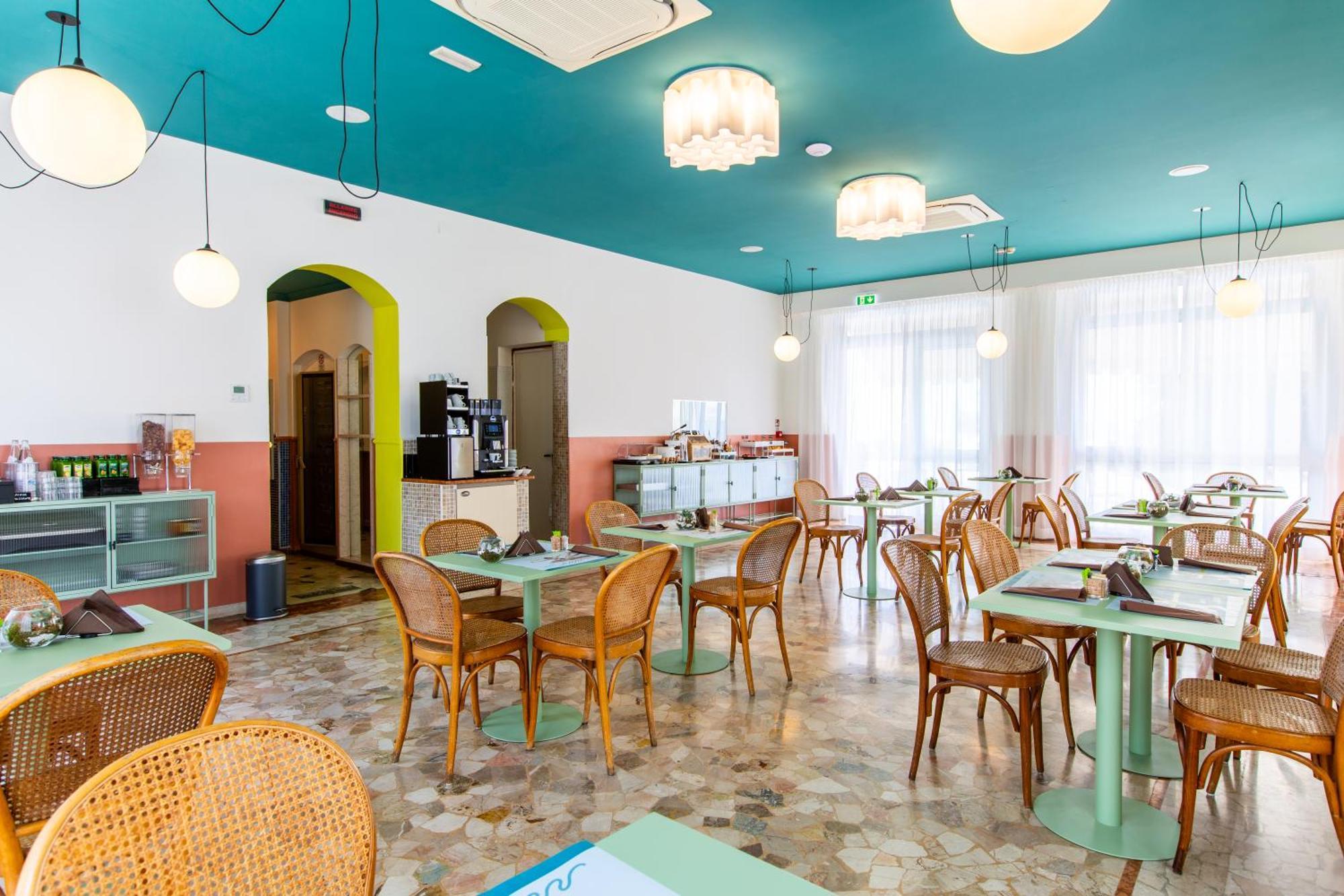 Hotel Belvedere Rimini Exteriör bild